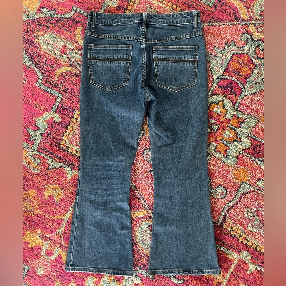 Free People | Women’s medium blue denim mild flare cropped jeans zip close Sz 27